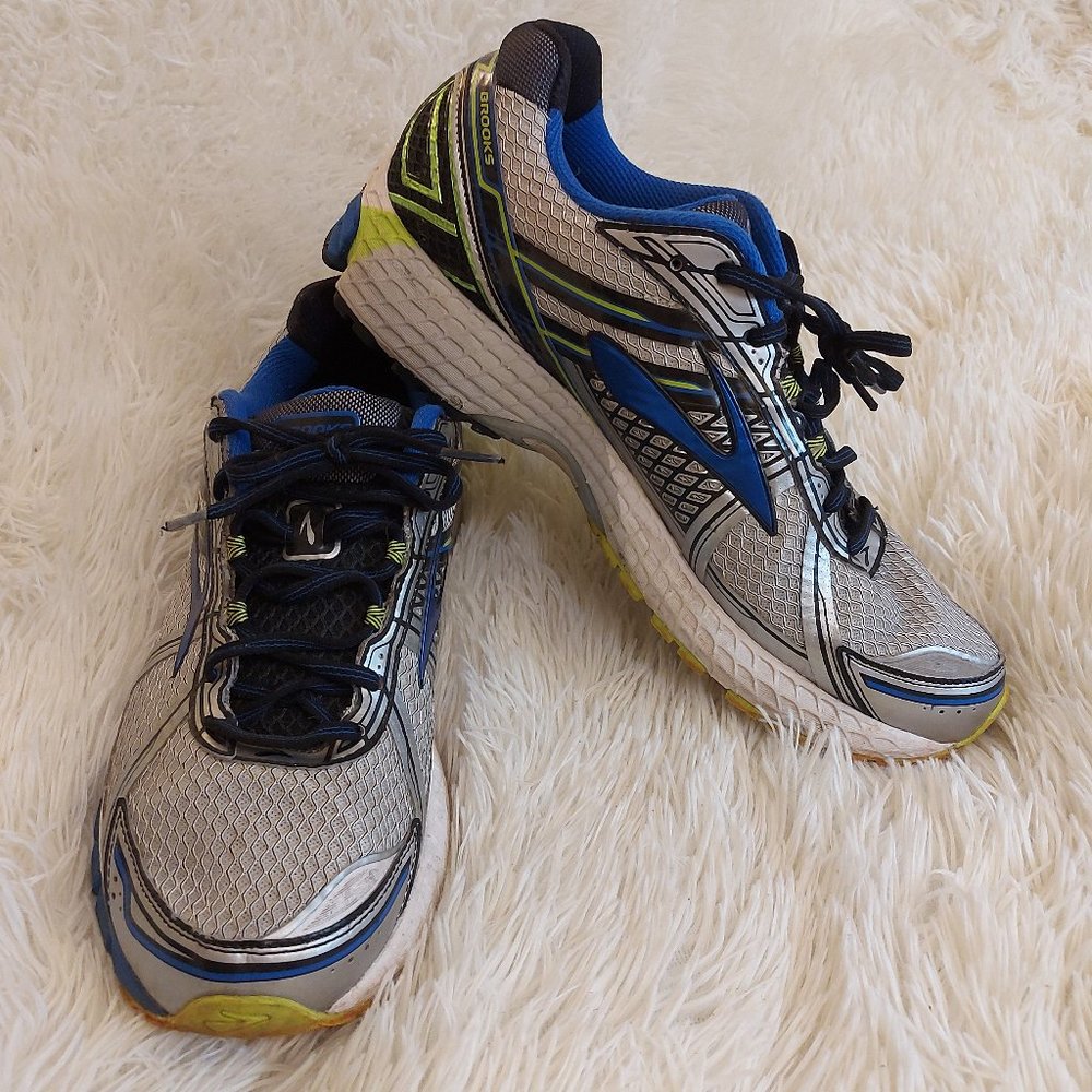 Men's Running Shoes - Silver and Blue Athletic Sneakers